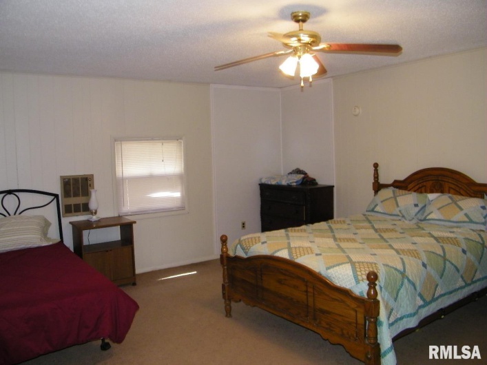 1073 Bay City Road, Golconda, Illinois 62938, 5 Bedrooms Bedrooms, 0 ,2 BathroomsBathrooms,Residential,For Sale,Bay City,0,RMAEB440889