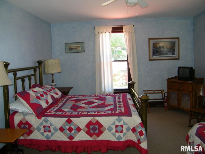 1073 Bay City Road, Golconda, Illinois 62938, 5 Bedrooms Bedrooms, 0 ,2 BathroomsBathrooms,Residential,For Sale,Bay City,0,RMAEB440889