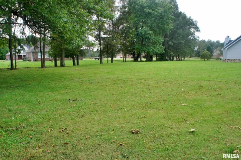 00 HAWTHORNE Lane, Metropolis, Illinois 62960, 0 , 0 ,0,Land,For Sale,HAWTHORNE,0,RMAEB441710