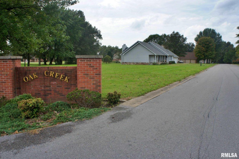 00 HAWTHORNE Lane, Metropolis, Illinois 62960, 0 , 0 ,0,Land,For Sale,HAWTHORNE,0,RMAEB441710
