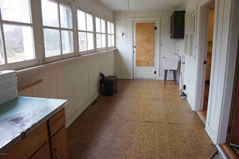 521 VINE Street, Vienna, Illinois 62995, 0 , 0 ,0,Commercial Sale,For Sale,VINE,0,RMAEB424750