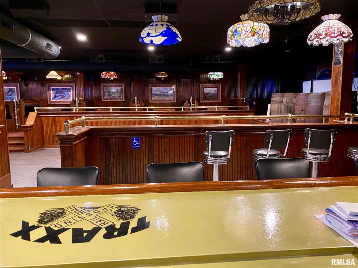 608-610 ILLINOIS Avenue, Carbondale, Illinois 62901, 0 , 0 ,0,Commercial Sale,For Sale,ILLINOIS,0,RMAEB435140