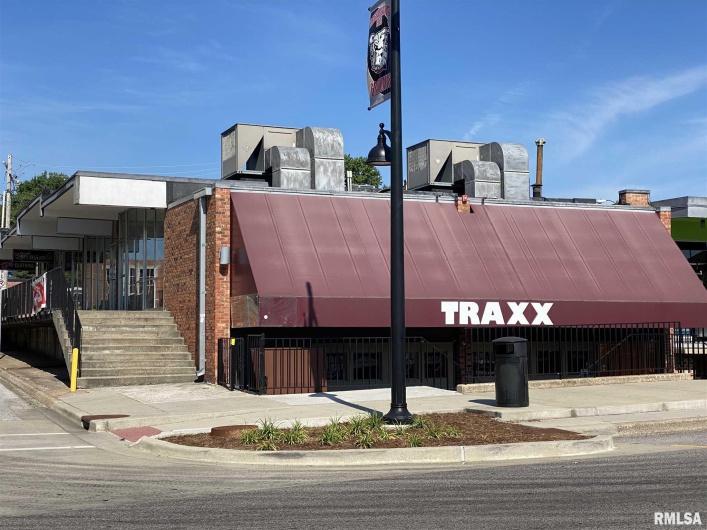 608-610 ILLINOIS Avenue, Carbondale, Illinois 62901, 0 , 0 ,0,Commercial Sale,For Sale,ILLINOIS,0,RMAEB435140