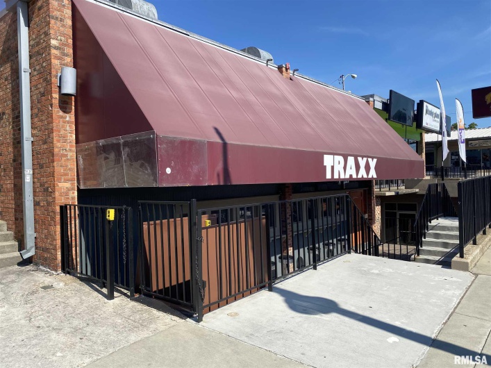 608-610 ILLINOIS Avenue, Carbondale, Illinois 62901, 0 , 0 ,0,Commercial Sale,For Sale,ILLINOIS,0,RMAEB435140