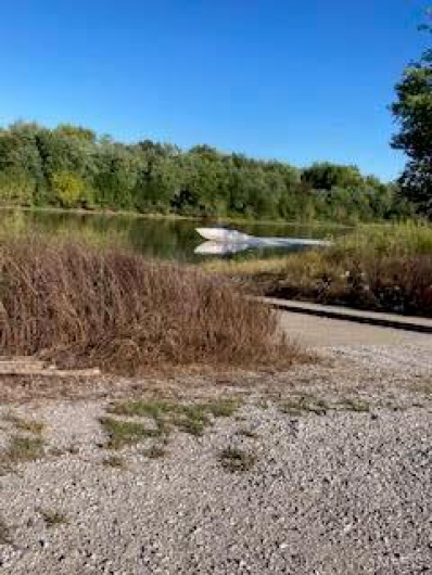 0 White Swan Park, Baldwin, Illinois 62217, ,Land,For Sale,White Swan Park,MAR17096895