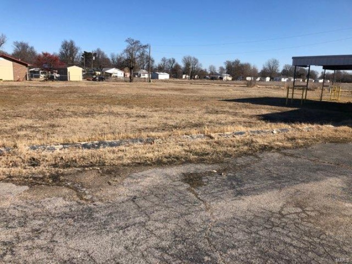 610 Madison Street, Malden, Missouri 63863, 1 Bedroom Bedrooms, 4 Rooms Rooms,1 BathroomBathrooms,Residential,For Sale,Madison,MAR21007834