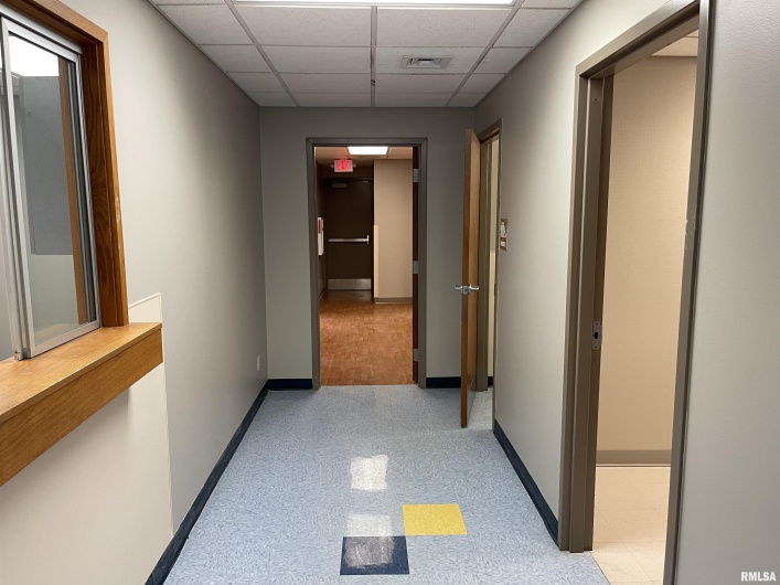 324 4TH Street, Marion, Illinois 62959, 0 , 0 ,0,Commercial Sale,For Sale,4TH,0,RMAEB443993