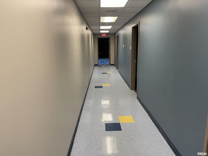 324 4TH Street, Marion, Illinois 62959, 0 , 0 ,0,Commercial Sale,For Sale,4TH,0,RMAEB443993
