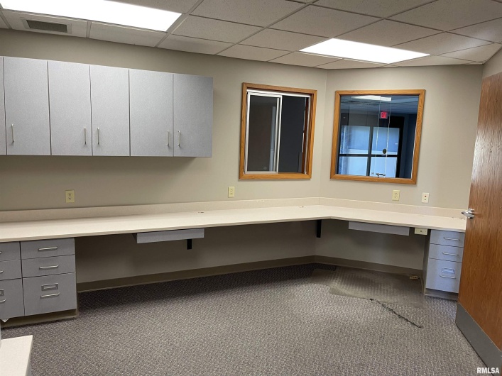 324 4TH Street, Marion, Illinois 62959, 0 , 0 ,0,Commercial Sale,For Sale,4TH,0,RMAEB443993