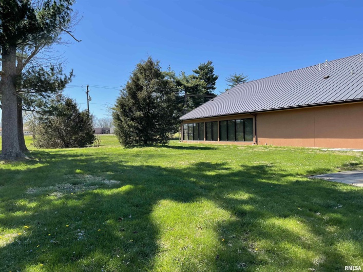 324 4TH Street, Marion, Illinois 62959, 0 , 0 ,0,Commercial Sale,For Sale,4TH,0,RMAEB443993
